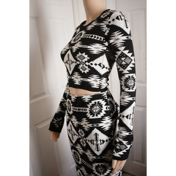 Lara Aztec Knitted Crop Top and Skirt Co-Ord Set - Picture 4 of 10